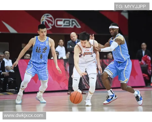 北京篮球队的节奏解析：深度剖析球队战术与风格的独特魅力