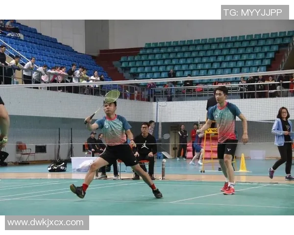 北京羽毛球队状态分析与未来展望:焦点聚焦于竞技表现与团队协作 北京羽毛球队状态分析与未来展望:焦点聚焦于竞技表现与团队协作